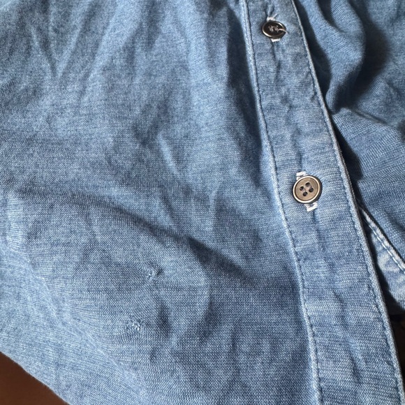 Bella Dahl sleeveless collared button down chambray shirt size medium - Picture 9 of 9